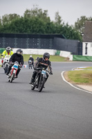 Vintage-motorcycle-club;eventdigitalimages;mallory-park;mallory-park-trackday-photographs;no-limits-trackdays;peter-wileman-photography;trackday-digital-images;trackday-photos;vmcc-festival-1000-bikes-photographs